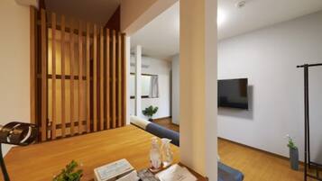 OyadoKinokuniya Togiya Machi Kado | Desk, free WiFi, bed sheets