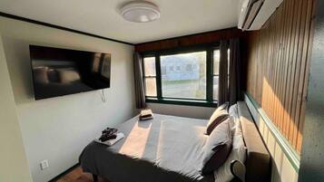 2 Schlafzimmer, Schreibtisch, WLAN, Bettwäsche