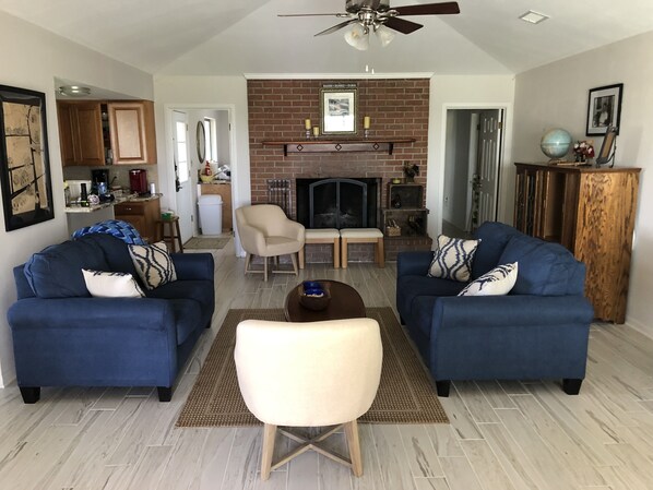 Smart TV, DVD player, books, music library