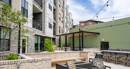 Luxury Boutique Condo in the ❤ of Downtown Asheville
