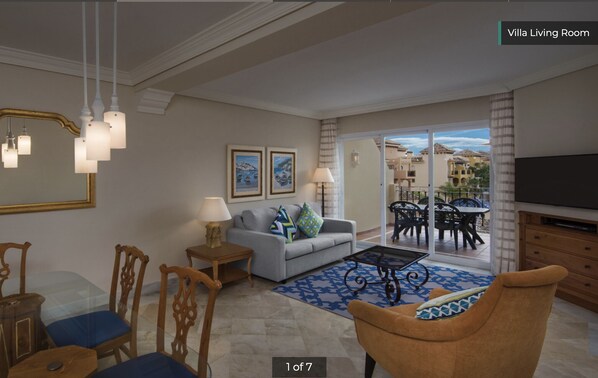Living area - 3 BR at Marriott Marbella Beach (Marbella)