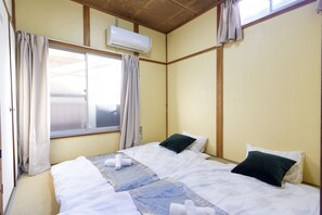 Ferienhaus, Nichtraucher (Private Vacation Home) | 4 Schlafzimmer, kostenloses WLAN, Bettwäsche