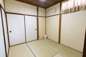 Ferienhaus, Nichtraucher (Private Vacation Home) | 4 Schlafzimmer, kostenloses WLAN, Bettwäsche
