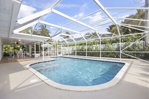 Piscine extérieure