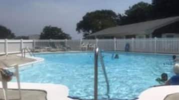 Piscina all'aperto