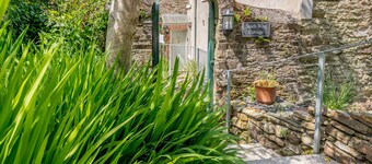 2 bedroom accommodation in Rumleigh