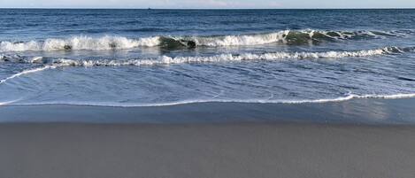 Plage à proximité, chaises longues