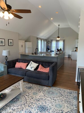 Smart TV, DVD player, ping pong, books