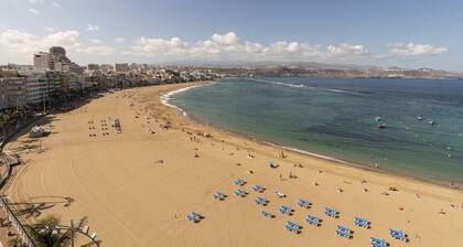 Lightbooking junto a la Playa Canteras Rejon 18