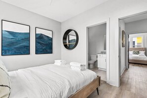 Unclassified image, 2 of 48, button