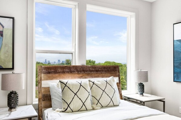 4 bedrooms, Internet, bed sheets