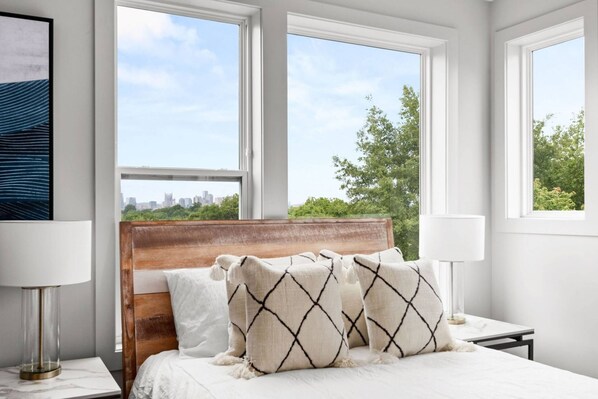 4 bedrooms, Internet, bed sheets