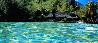 Premium Suite, lagoon view, 2 bedrooms, kitchen, bathroom