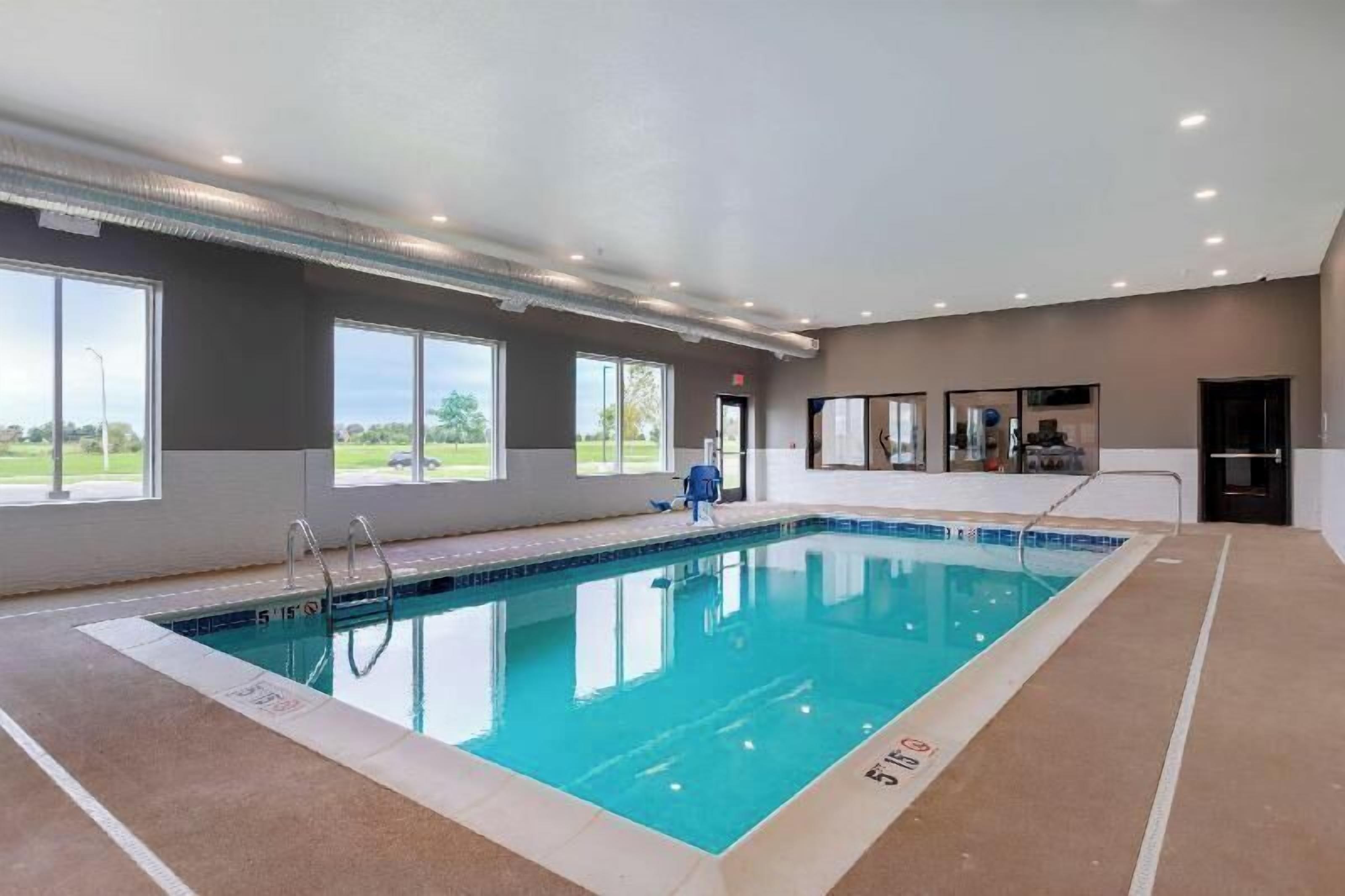 Pool | Indoor pool