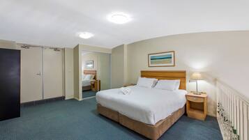 1 Schlafzimmer, Bügeleisen/Bügelbrett, Bettwäsche