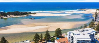 The Entrance Waterfront Apartment 621