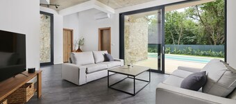 Unique Design Villa Doris