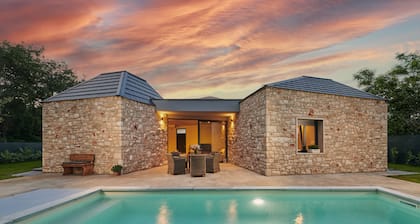 Unique Design Villa Doris