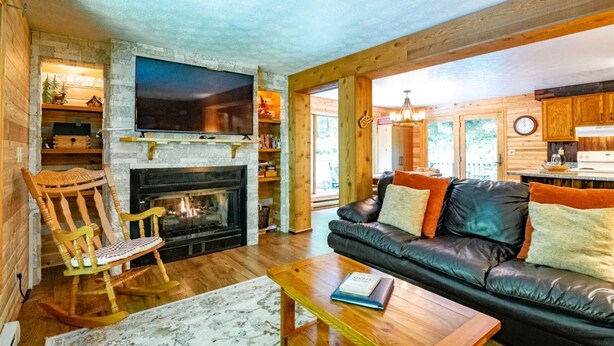 Unclassified image, 1 of 23, button - Harvest Moon - Lake Access, Wooded Lot, Hot Tub! (Davis)