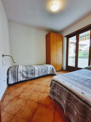2 bedrooms, iron/ironing board, WiFi, bed sheets - Terme Comano - Spiazzi Apart (Ponte Arche)