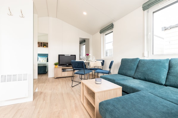 Mökki | Oleskelualue | Televisio