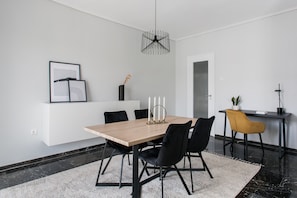 Business Apartment | In-room dining - Spacious & Airy 1 Bedroom Apartment near HELEXPO (Marousi)