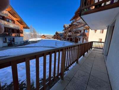 MAGNIFICENT SEA VIEW  