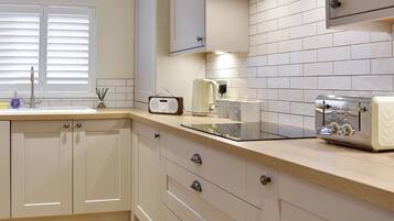 Fridge, microwave, dishwasher, highchair