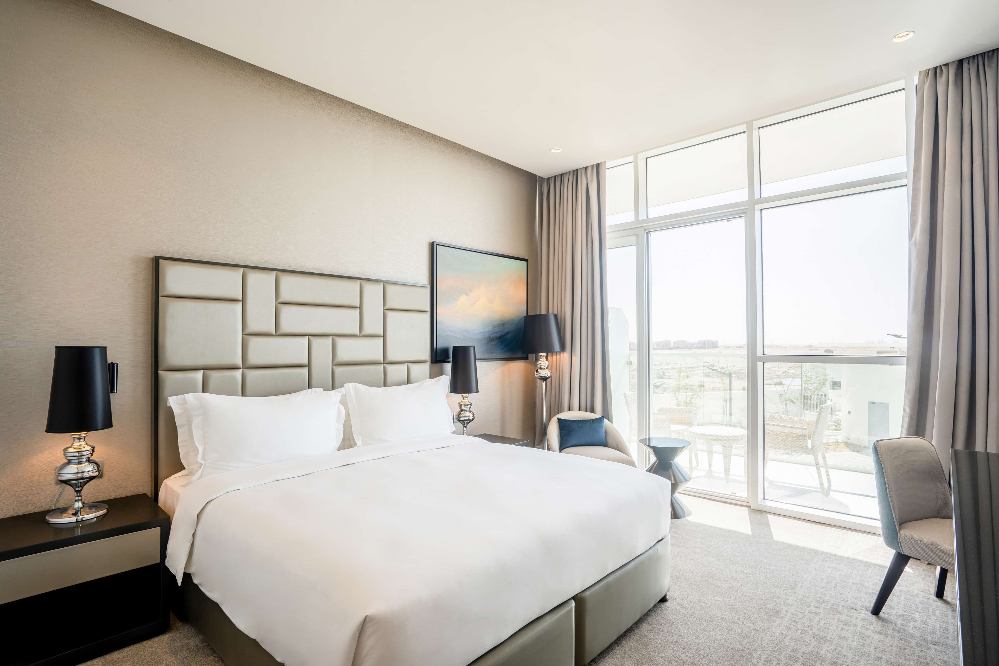 Premium bedding, down comforters, minibar, in-room safe