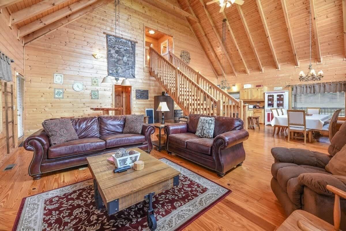 TV, peis, videospill og kontorer