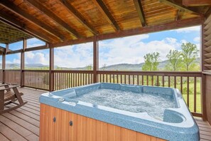 Ba ñera de hidromasaje al aire libre