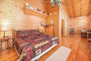 3 chambres, fer et planche à repasser, lit parapluie, Wi-Fi