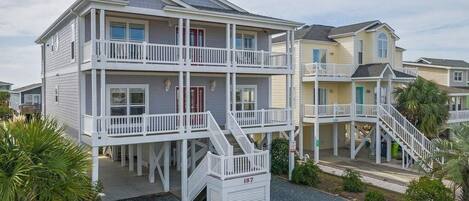 House, 4 Bedrooms | Exterior