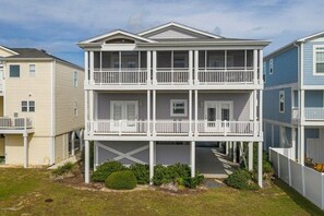 House, 4 Bedrooms | Exterior - Holden' A Full House 4 Bedroom Home by RedAwning (Supply)