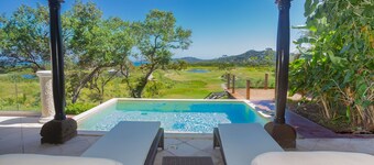 Pristine Bay 1003 3 Bedroom Home by RedAwning