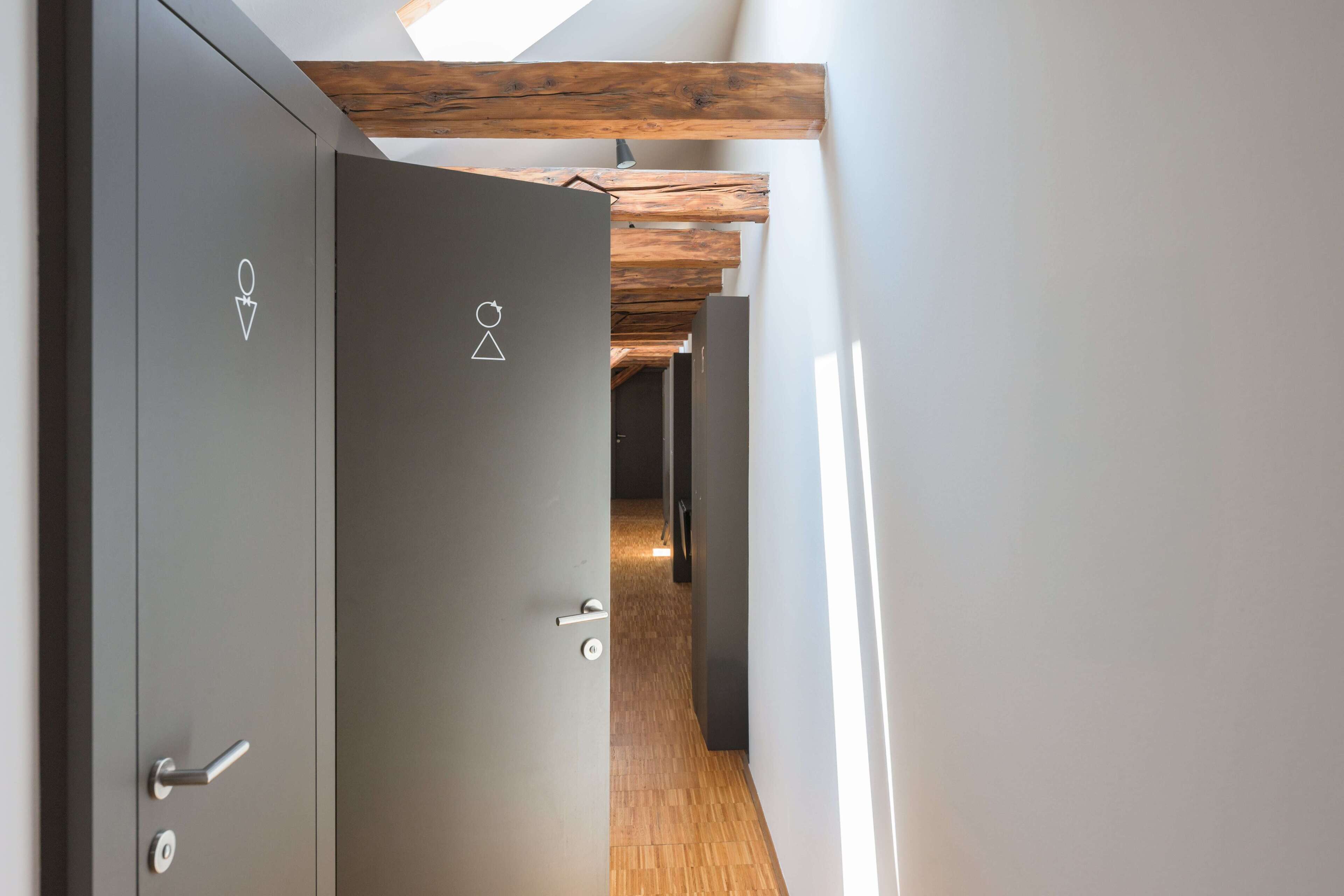 经济双床房, 公共浴室 | 共用厨房 | 冰箱、微波炉（如有要求）、厨具/餐具、清洁用品