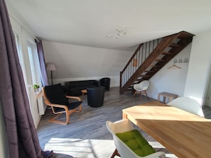 Standard Apartment | Living area