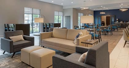 Comfort Suites Cincinnati University - Downtown