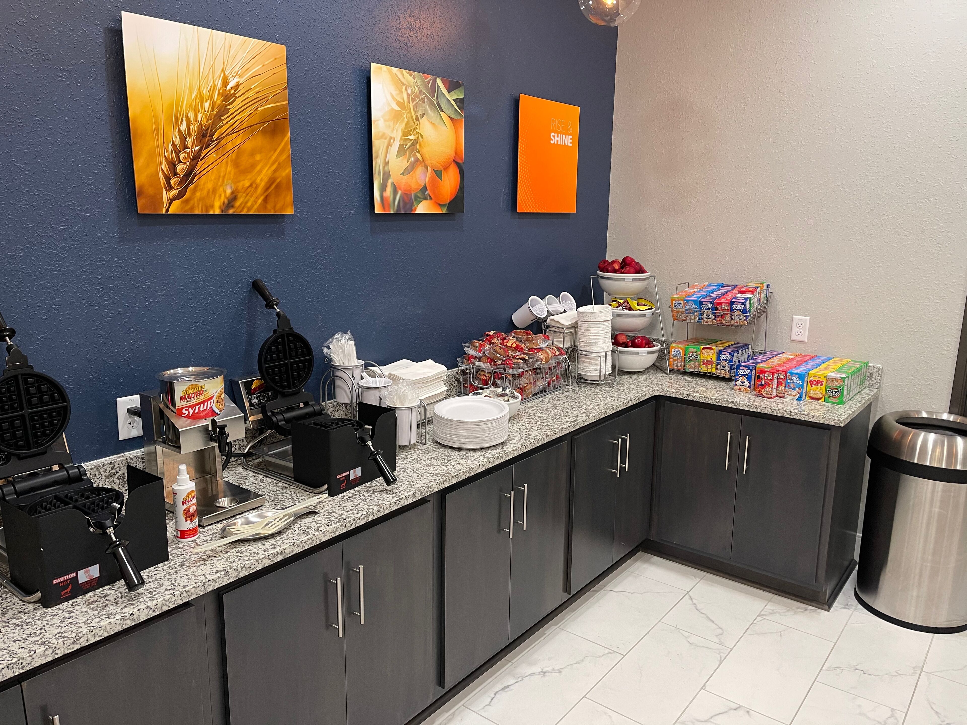 free daily self-service breakfast