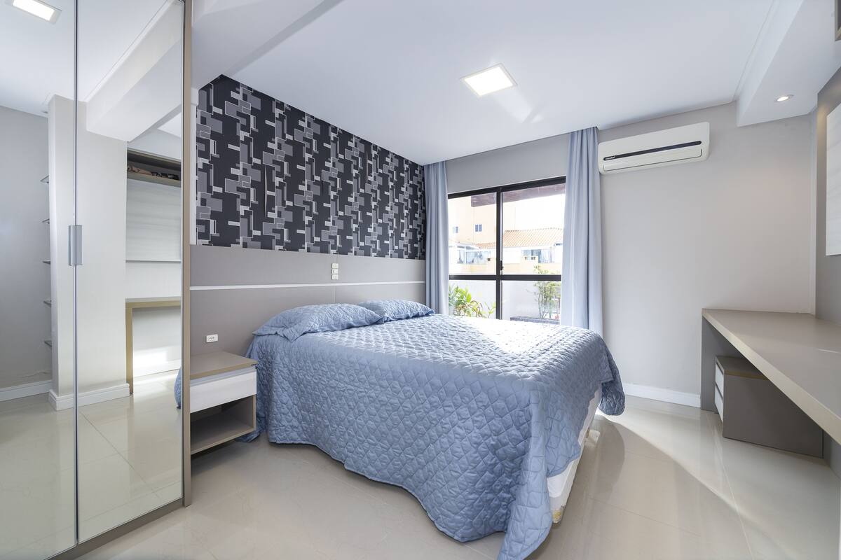 Traditional Apartment | 3 bedrooms, free WiFi