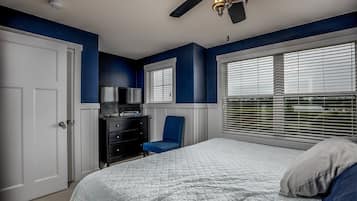 Condo, Multiple Beds (L`IL Getaway) | 2 bedrooms, free WiFi