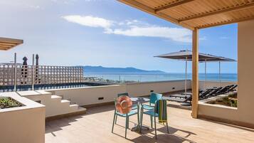 Soundproofing, free WiFi, bed sheets