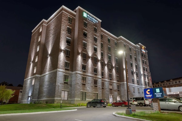 Mainstay Suites Cincinnati University - Uptown - Cincinnati, OH