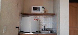 Comfort Room, 1 Double Bed | In-room safe, blackout drapes, soundproofing, free WiFi - Hotel Turisticas 63 (Bogotá)