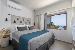 Exclusive Suite, Sea View | Premium bedding, in-room safe, individually decorated - Pignolia Suites - Adults Only (Ierapetra)