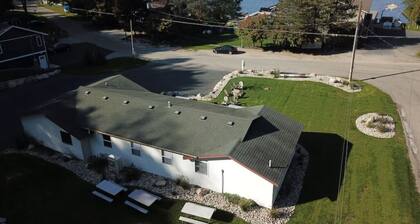 Lakelure Cottages - Bass