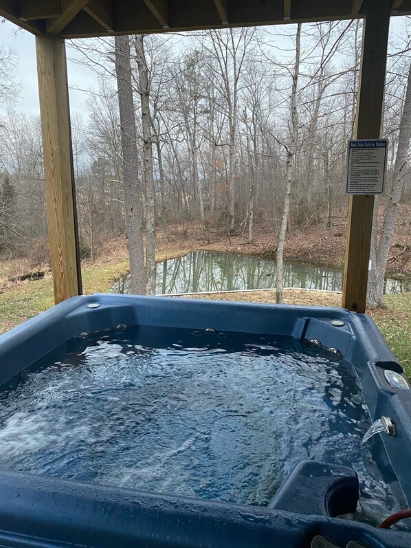 Baignoire à remous extérieure