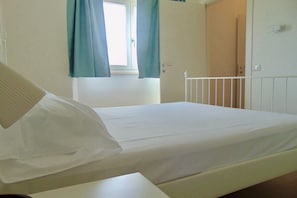 2 室のベッドルーム、ベッドシーツ