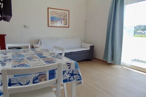 Interior - RS306 - Marcelli, studio apartment facing the sea (Marcelli)