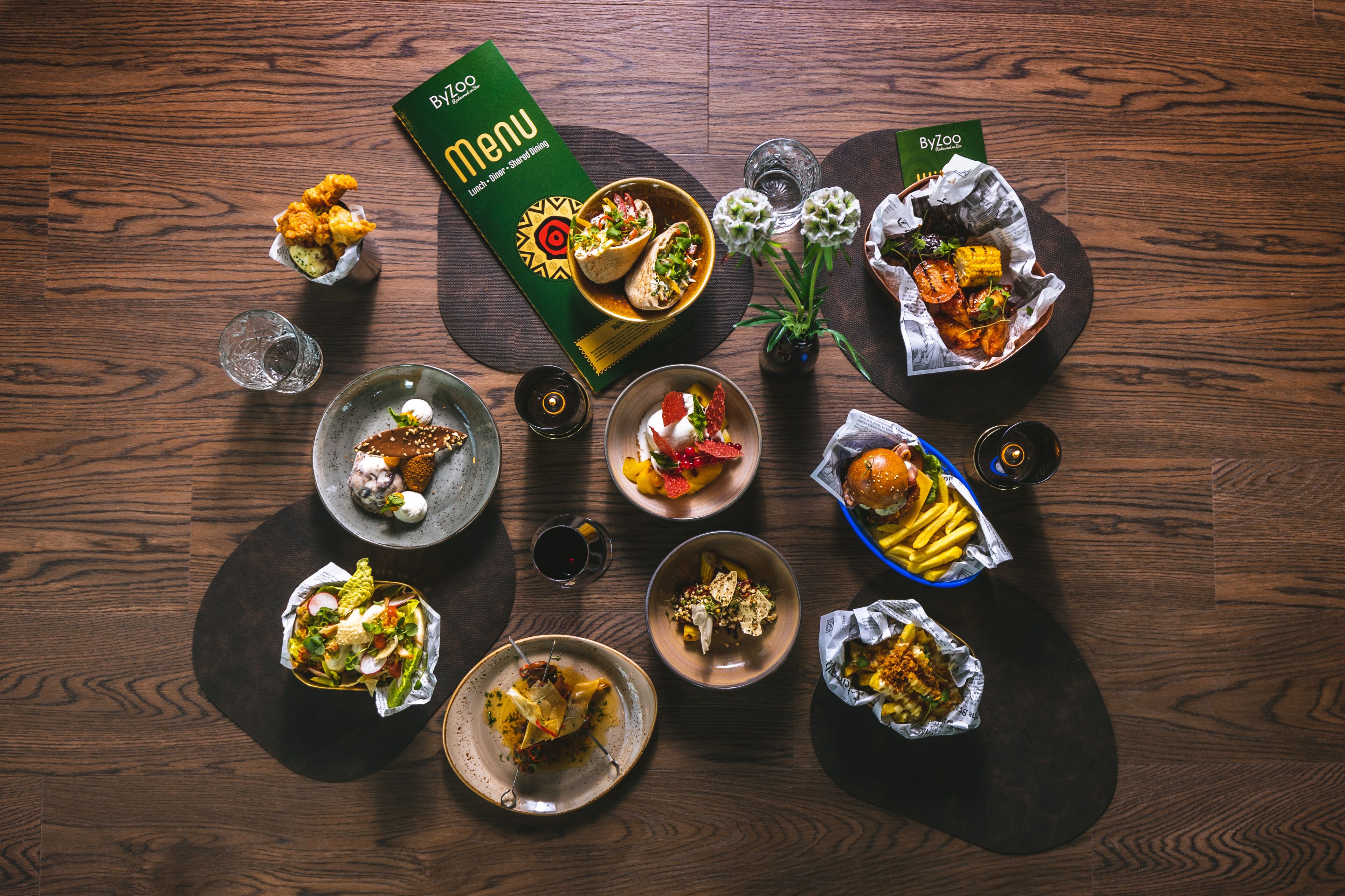 breakfast, lunch, dinner served; international cuisine